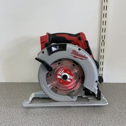 Milwaukee Cordless Brushless Circular Saw 7-1/4” 