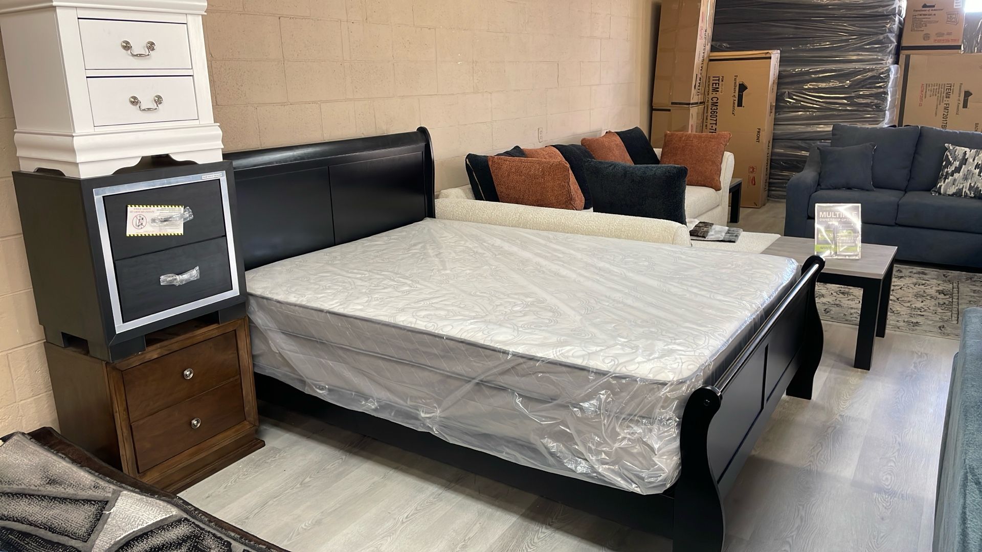 QUEEN BED & MATTRESS‼️SALE🤯
