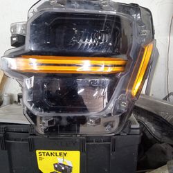 24 Ford f150  left headlamp