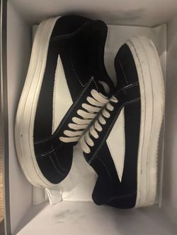 (Size 10)Rick’s
