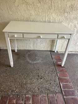 White Pottery Barn Desk