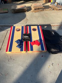 Backyard Hero Corn Hole Set