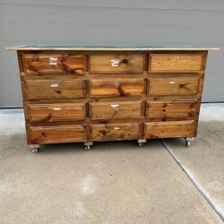 Workbench With Storage