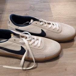 10 Men Women's 11.5 Nike SB Heritage 