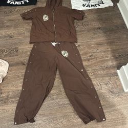 Saint Vanity Brown Set