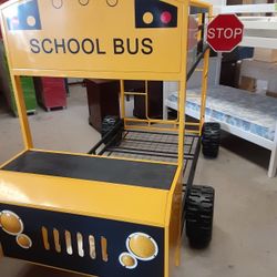 NEW SCHOOL BUS  TWIN BUNK BED