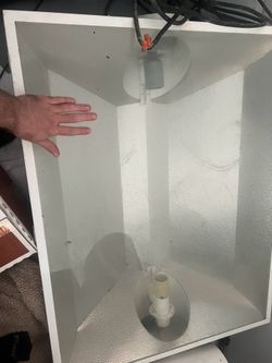 Hood light, Great con. Needs a wipe down.