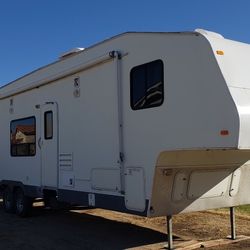 2004 Fleetwood Gearbox