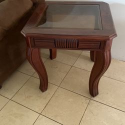Corner Table