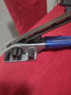 Tensioner