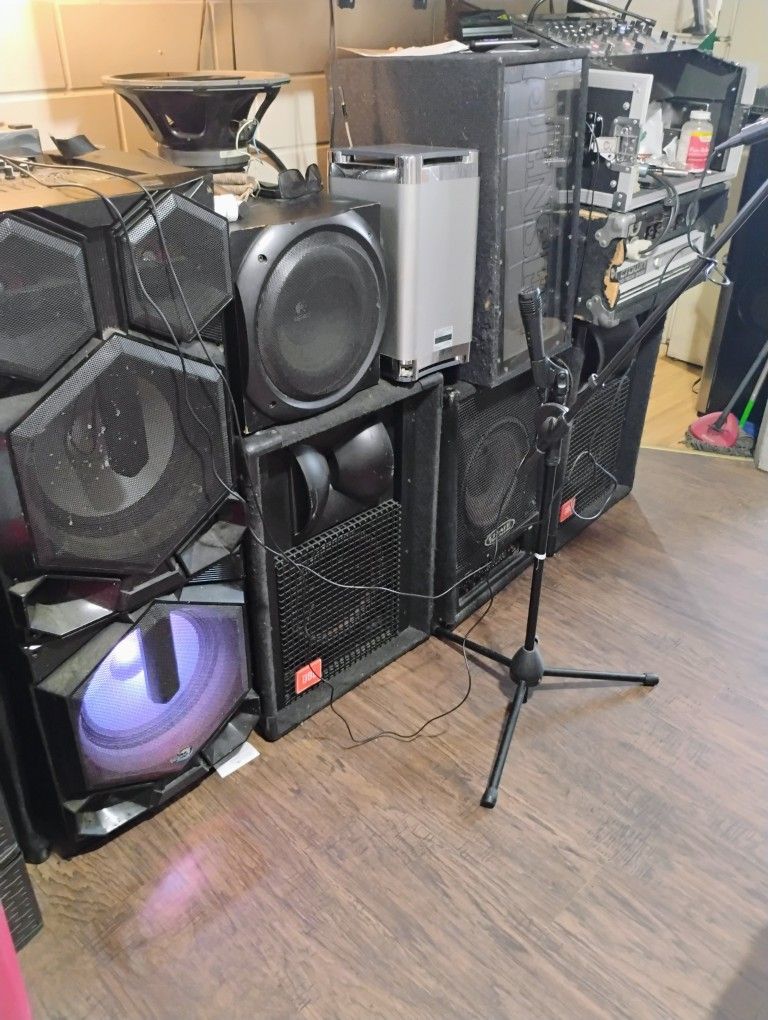 Pro Music Equipment