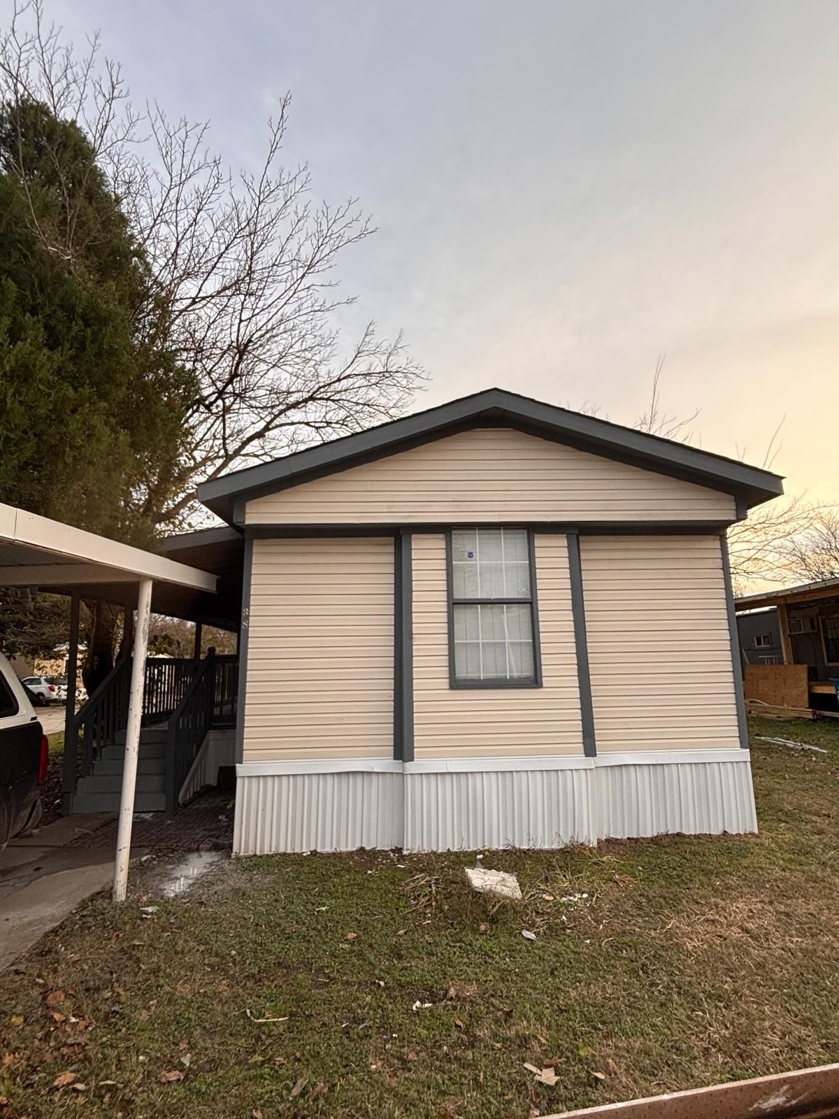 Beautiful Movil Home For Sale