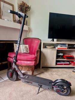 Electric Scooter - As new, up to 20-25 mph