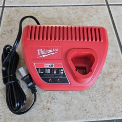 New Milwaukee M12 Charger