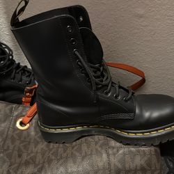 Dock martin boots