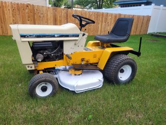 IH/Cuba Cadet Riding Mower