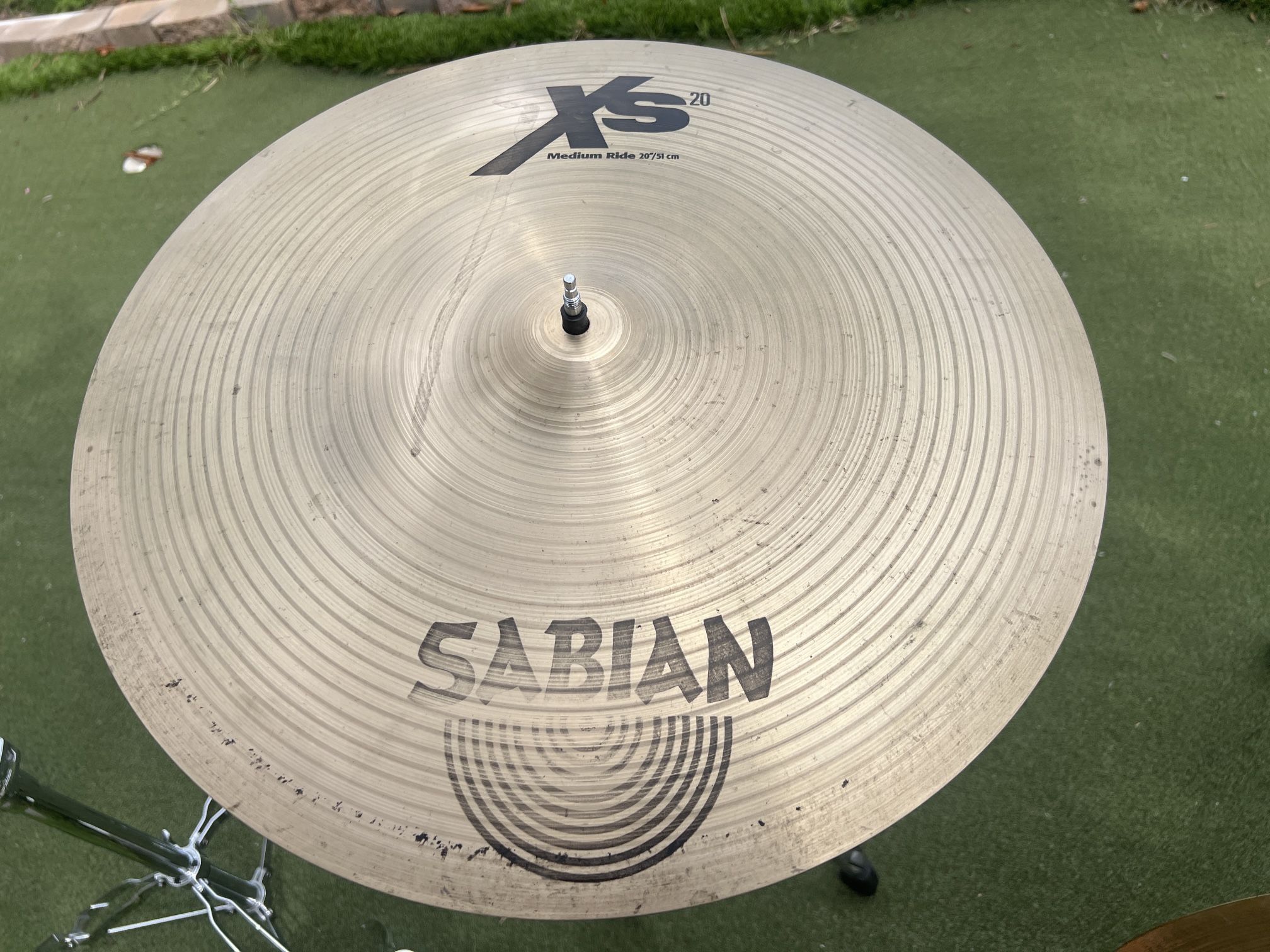 Cymbals rides