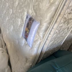 King mattress with box springs