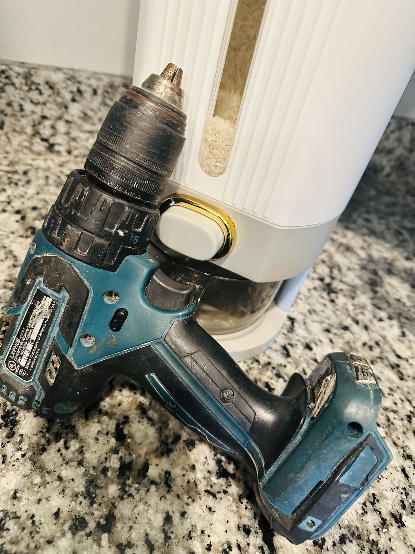 Makita Hammer Drill 18 v Motor Brushless