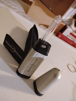 SteriPEN Traveler// UV light water purifier