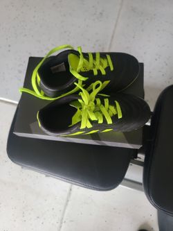 Soccer Shoes Adidas Kids Black and Neon Green Size 11K