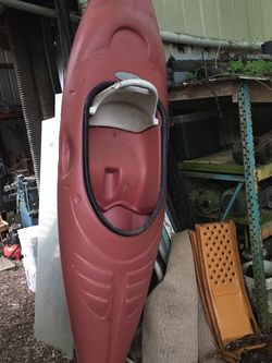 Kayak Pelican 114” Long By 30” Wide