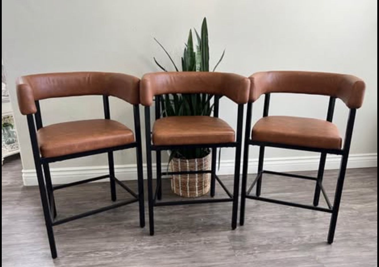 LUE BONA Barrel Bar Stools Set of 3, 26'' Modern Bar stools with Arms & Metal Frame, PU Leather Coun