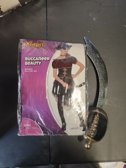 Buccaneer Beauty Halloween Costume