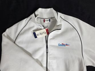 Cessna logo jacket- New With Tags- Mens Large