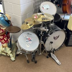 Complete Gammon Drum Set