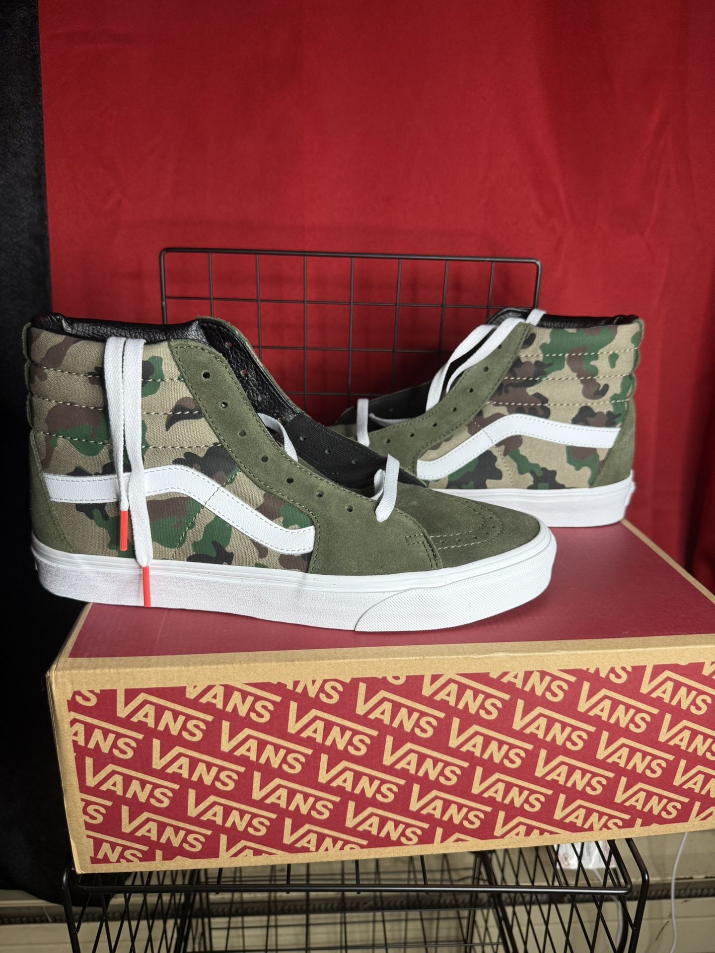 New Vans Sk8 HI Sz 10 Camo Olive/White