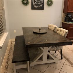 Custom  Dining Table Farm House farmhouse Modern Rustic Set Bench Restoration Hardware Breakfast Oval Table Solid Wood Custom Handcrafted Counter Bar 