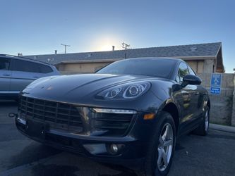 2017 Porsche Macan