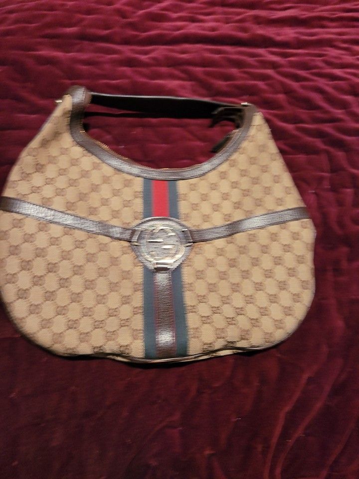 Gucci Beige Hobo Shoulder Bag
