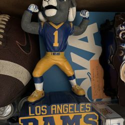 LA Ram Collectibles 