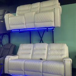 Salas En Color Blanco 3 Piesas  Nuevo Tenemos Financiamiento 40 De Enganche 