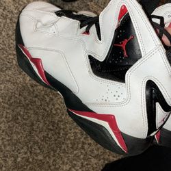 Jordan True Flight 