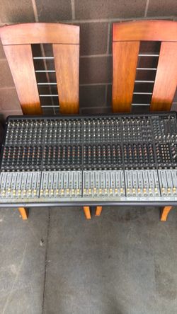 Mackie Onyx 32.4 sound Mixer FREE