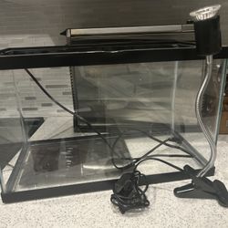 UNUSED 20 GALLON Aquarium set with Travel Size BASKING LIGHT 75 WATTS and HEATER