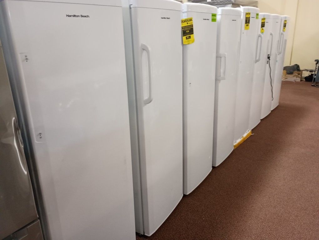New 11.5 Cf Freezers Some May Have A Scratch Or Two Some Don't But All Work Great $30 Delivery!! Milwaukee 