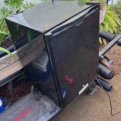 Small Fridge 