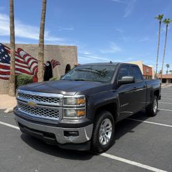 2014 Chevy Silverado 1500 Crew Can V8. 5.3L