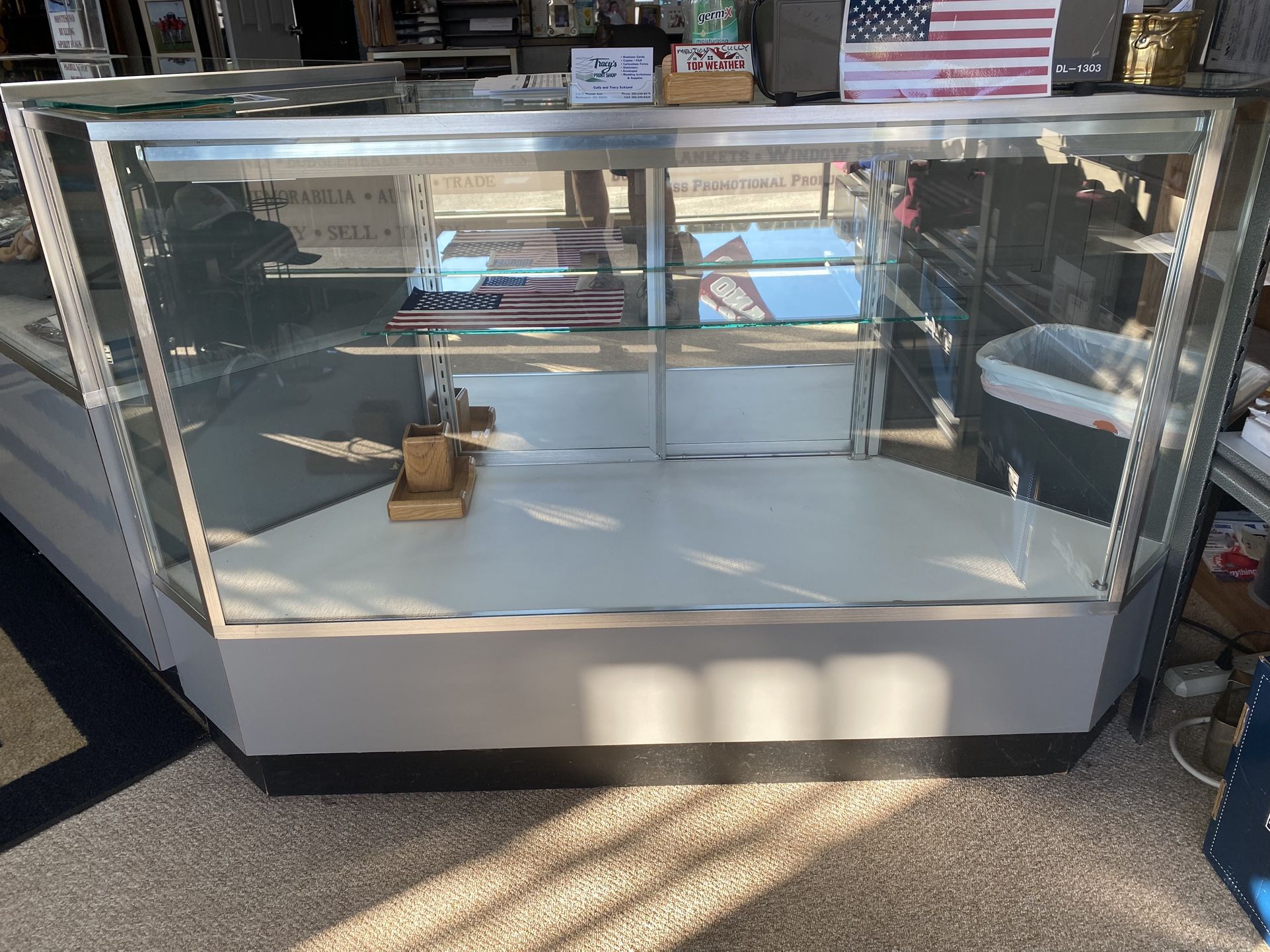 Commercial Display Cabinets  Excellent Condition 