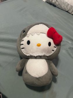 Hello Kitty x Jaws universal studios