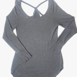 Athlete off the shoulder tunic