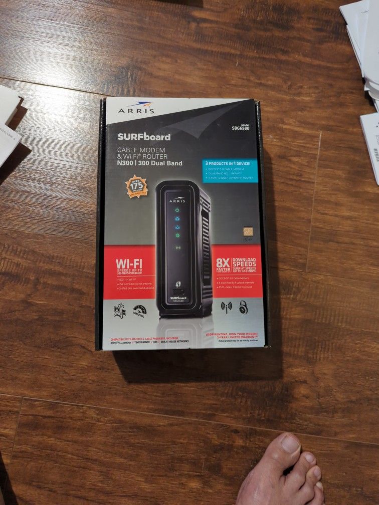 Arris SURFboard SBG6580 Cable Modem + Router 