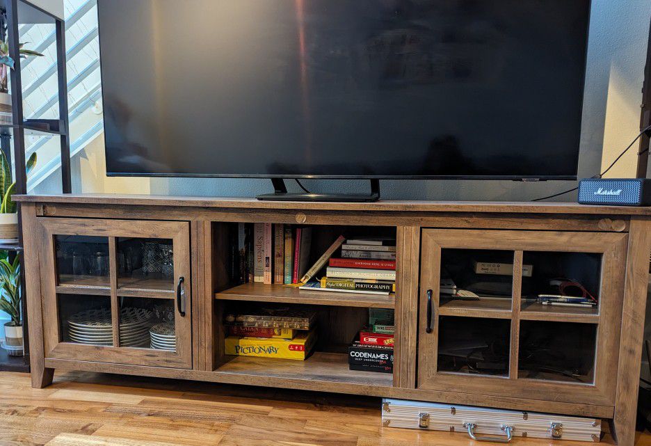 TV Table/Stand