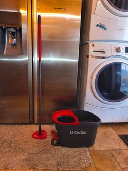 O-Cedar EasyWring Spin Mop & Bucket System – Brand New in Box