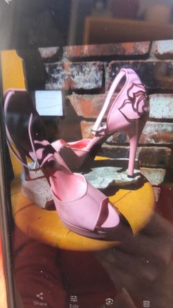 Pink rose shoes