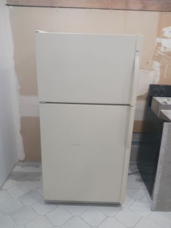Refrigerator  Kenmore